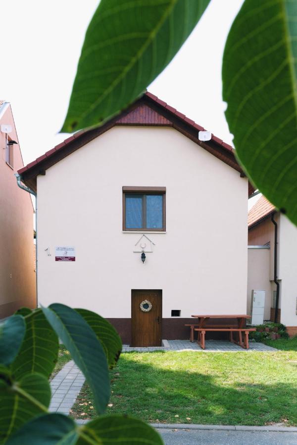 Ubytovani Na Sklipku Jevisovka Экстерьер фото